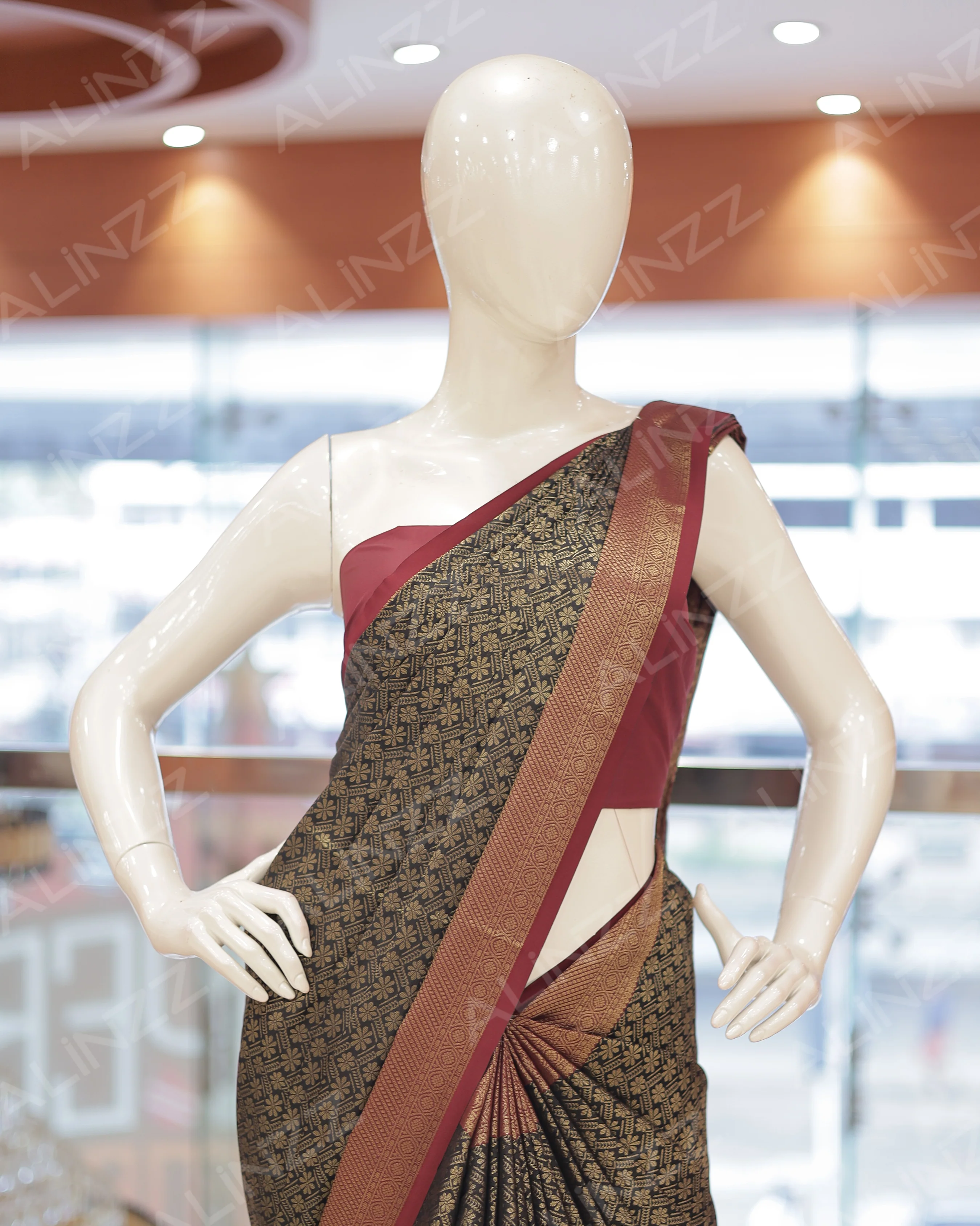 Above 1000 (Sarees)